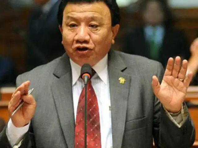 Enrique Wong no renunciará y continuará en Alianza por el Gran Cambio