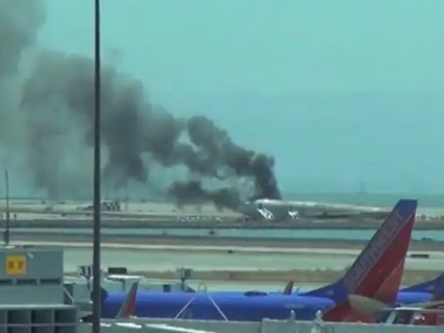 Avión se estrella durante aterrizaje en el Aeropuerto de San Francisco