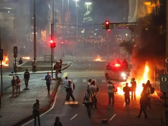 Violentas protestas continúan generando estragos en Brasil
