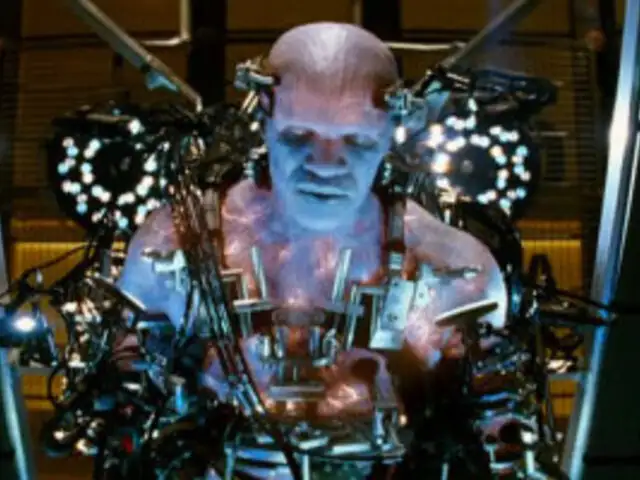Revelan primeras imágenes del villano "Electro" en trailer de Spider-Man 2