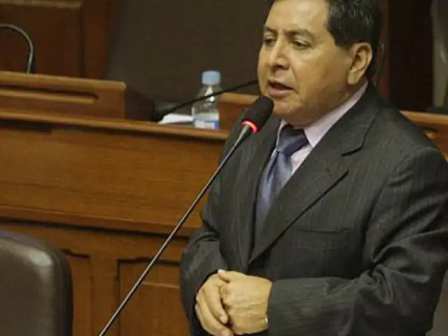 José León: Perú Posible ha sido el ángel de la guarda de ministros de Humala