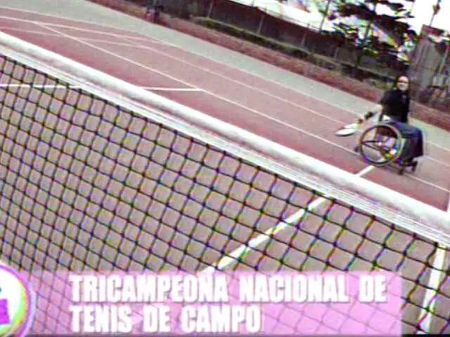 María Castillo relata su historia como campeona de tenis en silla de ruedas