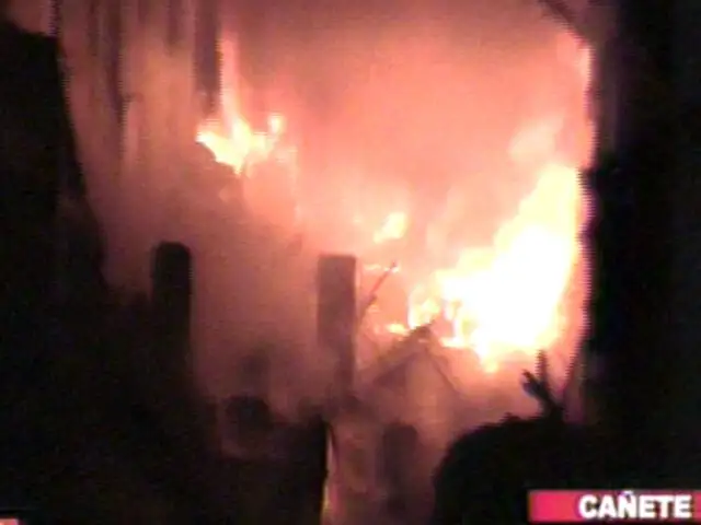 Falta de agua dificultó labores de rescate en incendio en ferretería de Cañete