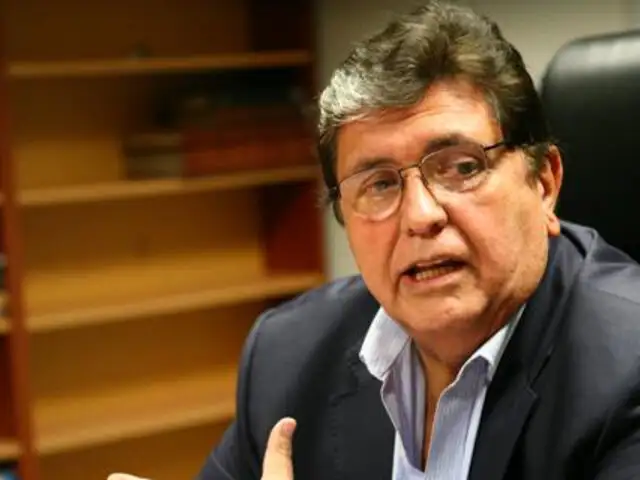 Alan García critica al presidente  Humala por inauguración tardía de hospitales