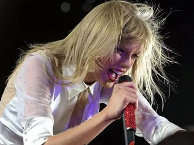 Cantante Taylor Swift dejó generosa propina en restaurante de Filadelfia