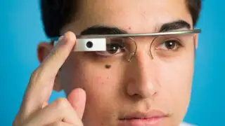 Investigadores señalan que el dispositivo Google Glass costará 299 dólares