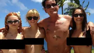 Charlie Sheen disfruta de Hawái junto a tres actrices porno