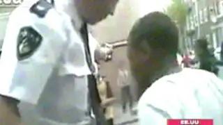 Racismo en EEUU: Policía propina brutal golpiza a niño afroamericano