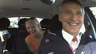 Primer ministro noruego se disfrazó de taxista para saber qué piensa la gente