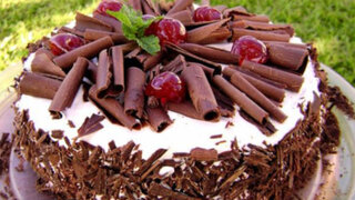 Rutas de la Pastelería te endulza el día con una deliciosa torta ‘Selva Negra’