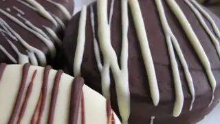 Rutas de la Pastelería nos preparó unos Alfajores crocantes de chocolate
