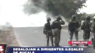 Chiclayo: Más de 500 policías desalojan a trabajadores de empresa Pucalá