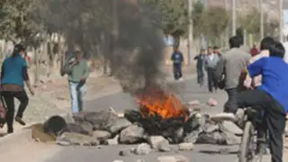 Enfrentamiento entre policías y mineros en la vía Cusco-Abancay deja 20 heridos