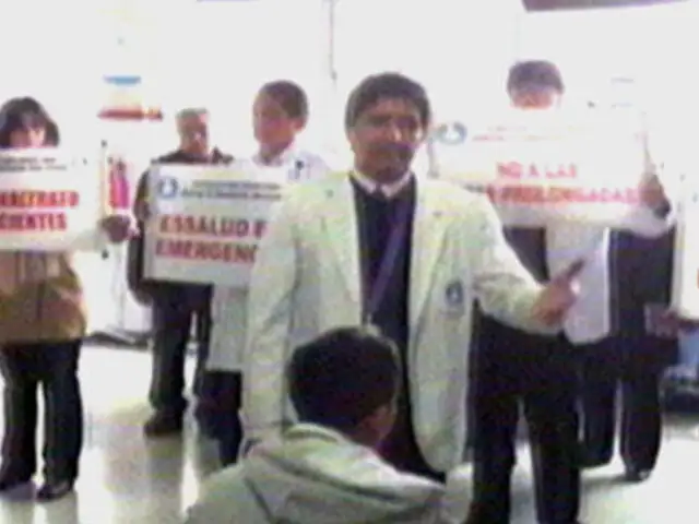 Pacientes en crisis: médicos de Essalud se suman a la huelga médica