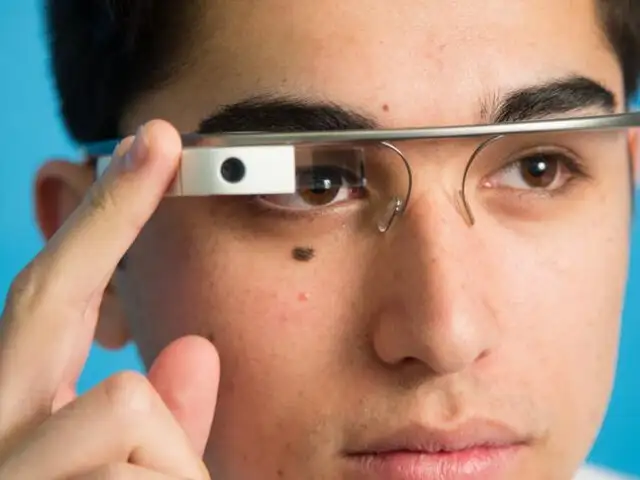 Investigadores señalan que el dispositivo Google Glass costará 299 dólares