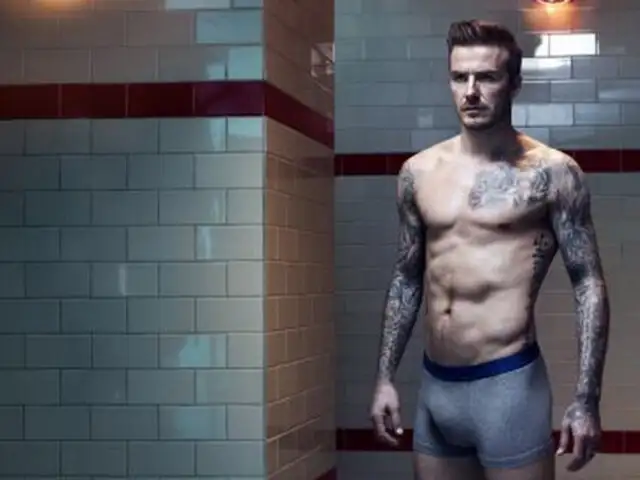 David Beckham posa en calzoncillos para lanzar nueva colección de H&M