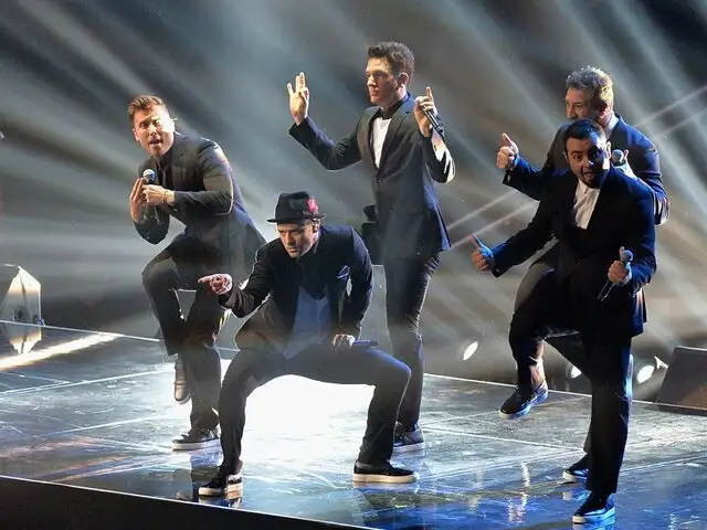 Justin Timberlake y N'Sync tuvieron espectacular presentación en los MTV VMA
