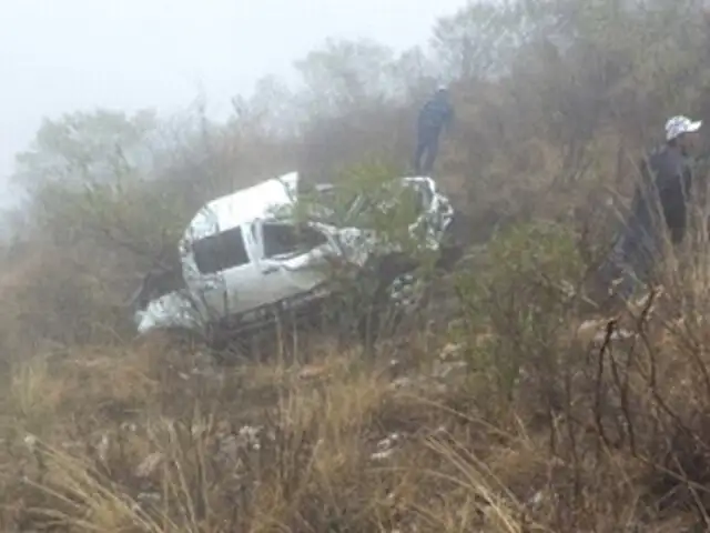 La Libertad: despiste de camioneta dejó cinco profesores muertos
