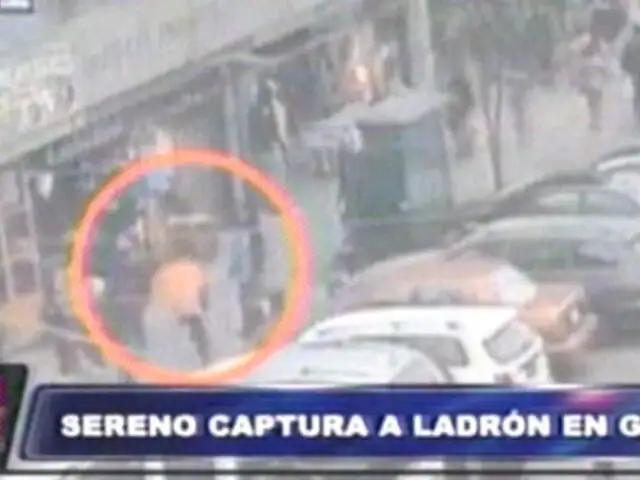 VIDEO: sereno captura a ladrón y recupera 3 mil soles en La Victoria