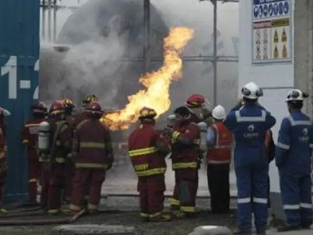 Ordenan cierre definitivo de planta de gas que se incendió en Huachipa