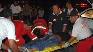 Mototaxista queda atrapado en su vehículo tras ser arrollado por un tráiler