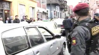 Choque de cinco vehículos deja dos heridos en el Centro de Lima