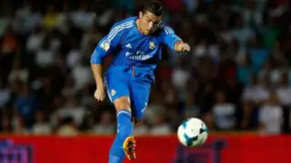 Cristiano Ronaldo, el astro que convierte a los defensas en gatos
