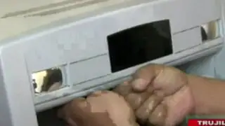 Trujillo: policía descubre cámaras ocultas en un cajero automático