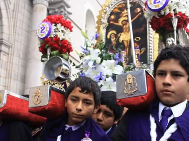Procesión Infantil del Señor de los Milagros recorrió calles del Centro de Lima