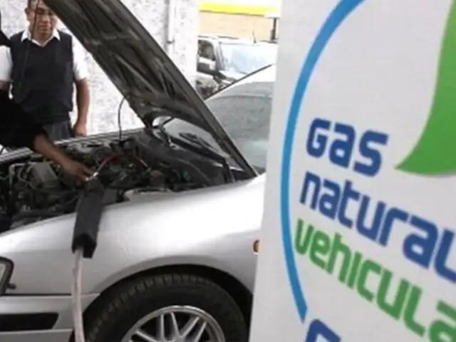 Denuncian que Gobierno abandonó implementación de gas natural vehicular
