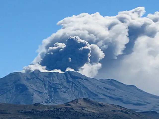 Gobierno Regional de Arequipa se declara en alerta amarilla por volcán Ubinas