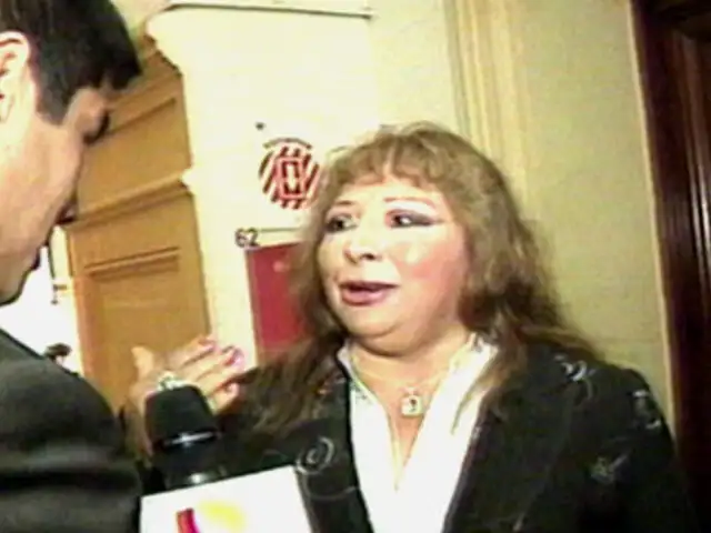 Congresista Anicama insulta a la prensa tras ser calificada la menos eficiente
