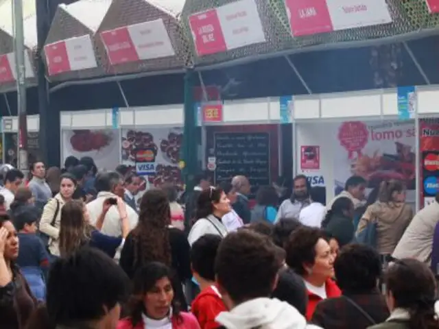 Visitantes denuncian caos en feria gastronómica Mistura 2013
