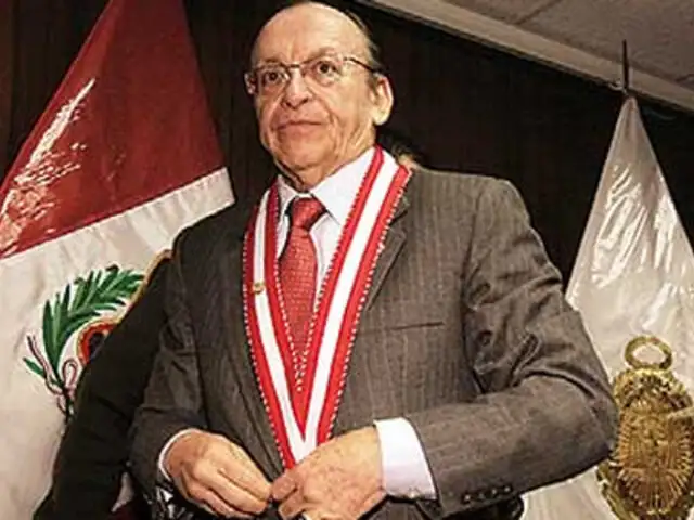 Peláez exige a Ernesto Álvarez aclarar qué “mafias” existen en la fiscalía