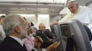 Italia: despiden a dos periodistas radiales por criticar al papa Francisco