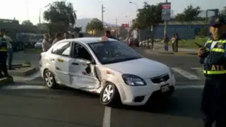 Chofer de taxi impactado por patrullero inteligente exige reparación