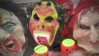 Especialistas advierten que máscaras de Halloween contienen elementos tóxicos