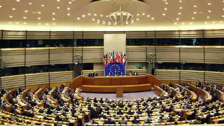 Parlamento europeo a favor de eliminar visa Schengen para peruanos
