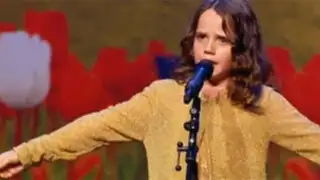 VIDEO: niña conmueve al mundo con su angelical voz en concurso de canto