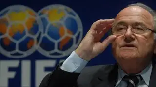 Presidente de la FIFA se burla de Cristiano Ronaldo y alaba a Messi