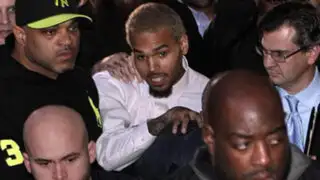 Rapero Chris Brown ingresa voluntariamente a centro rehabilitación