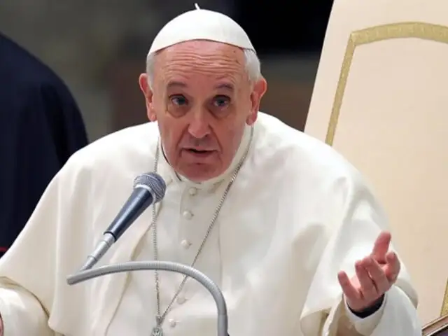 Papa Francisco califica a la Curia del Vaticano como la lepra del Papado