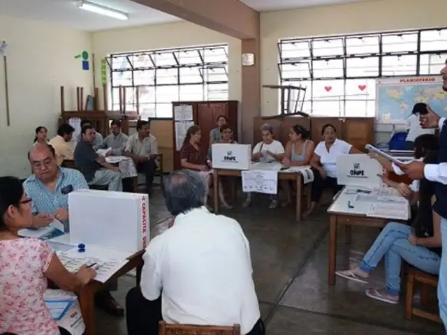 Onpe realiza sorteo a miembros de mesa para elecciones en Lima