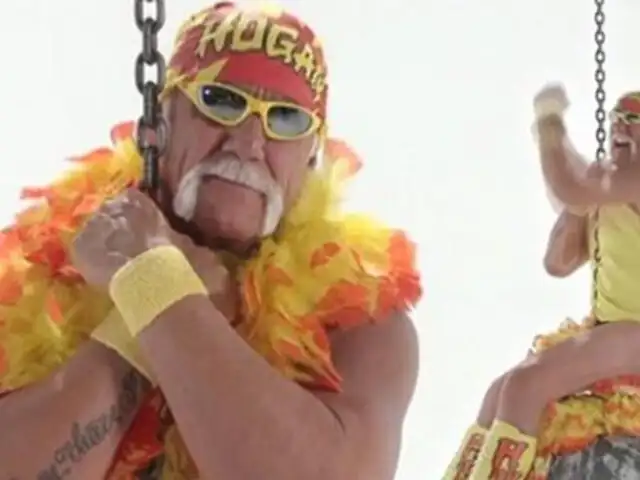 Legendario Hulk Hogan parodió a Miley Cyrus en su video "Wrecking ball"