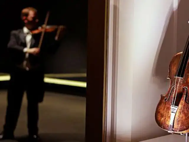 Titanic: violín de director de orquesta fue subastado por un millón de euros