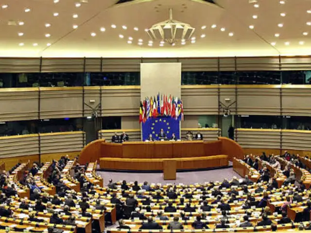 Parlamento europeo a favor de eliminar visa Schengen para peruanos