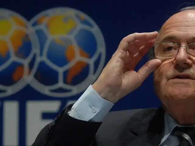 Presidente de la FIFA se burla de Cristiano Ronaldo y alaba a Messi