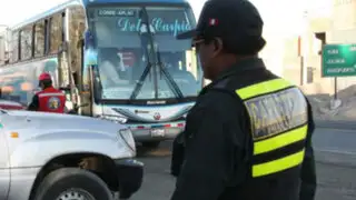 La Libertad: asaltan bus con más de 50 policías a bordo