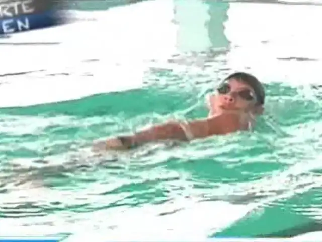 Campeón en natación pide más apoyo del Gobierno Regional de Piura