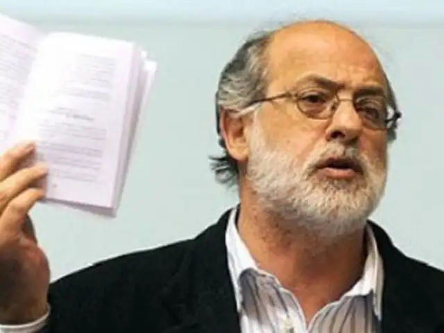 Daniel Abugattás: López Meneses no envió 